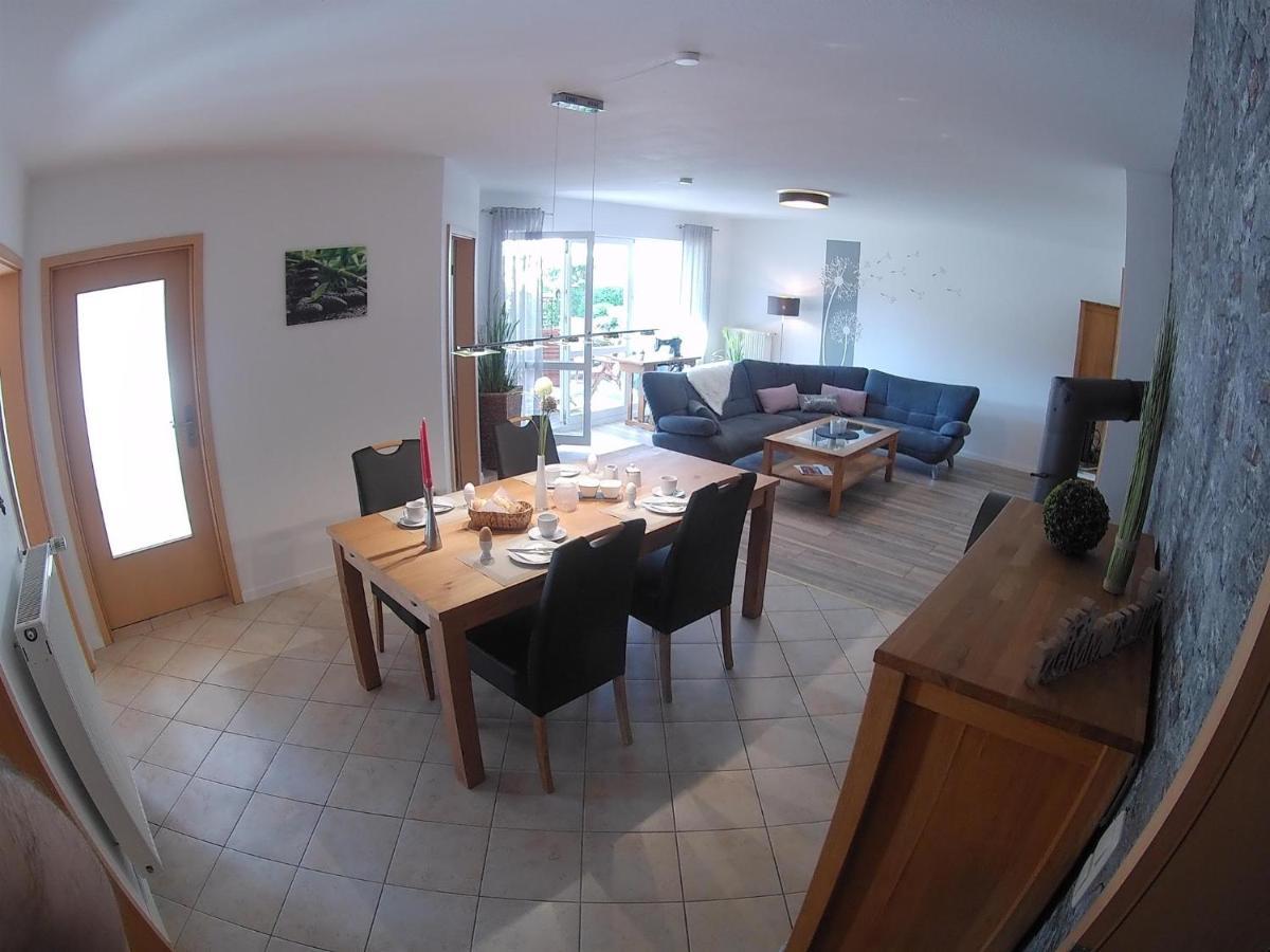 Ferienwohnung Pusteblume Ehrenberg  ภายนอก รูปภาพ